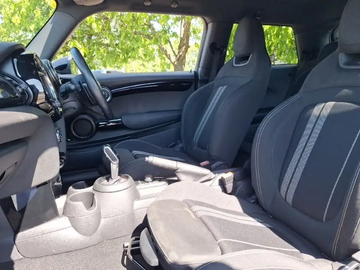 2019-mini-cooper-20-cooper-s-sport-189bhp-hatchback-3d-auto-big-4