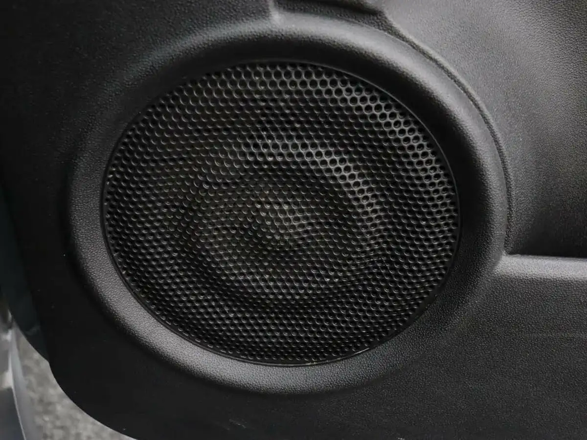 2018-fiat-500-12-lounge-big-30