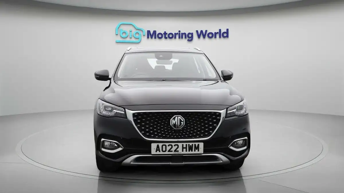 2022-mg-hs-15t-gdi-exclusive-162ps-dct-big-2