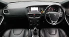 2019-volvo-v40-20-t2-r-design-edition-small-13