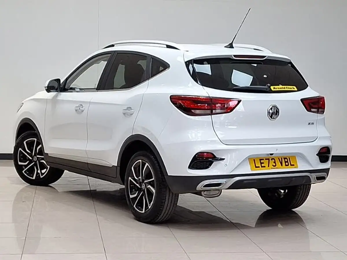 2024-mg-zs-suv-10t-gdi-exclusive-big-1