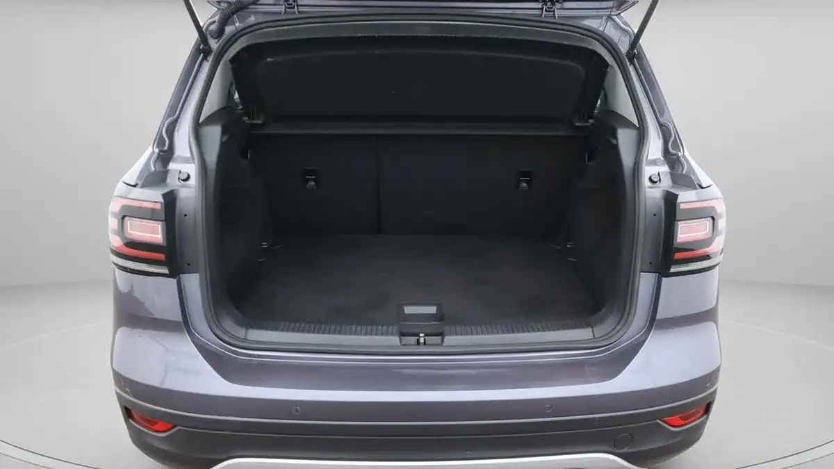 2021-volkswagen-t-cross-big-17