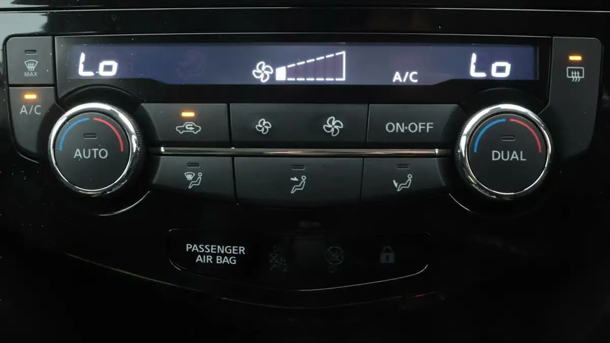 2021-nissan-qashqai-13-dig-t-acenta-premium-158ps-xtronic-big-12