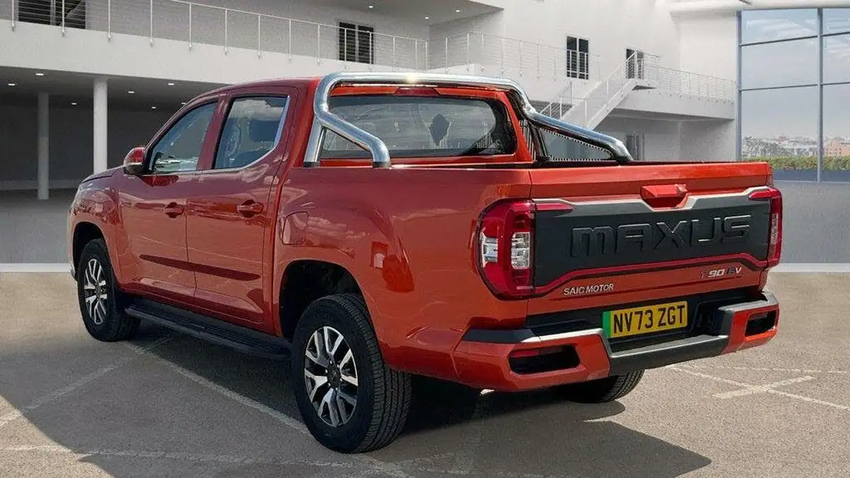 2023-maxus-t90ev-e-8855kwh-big-3
