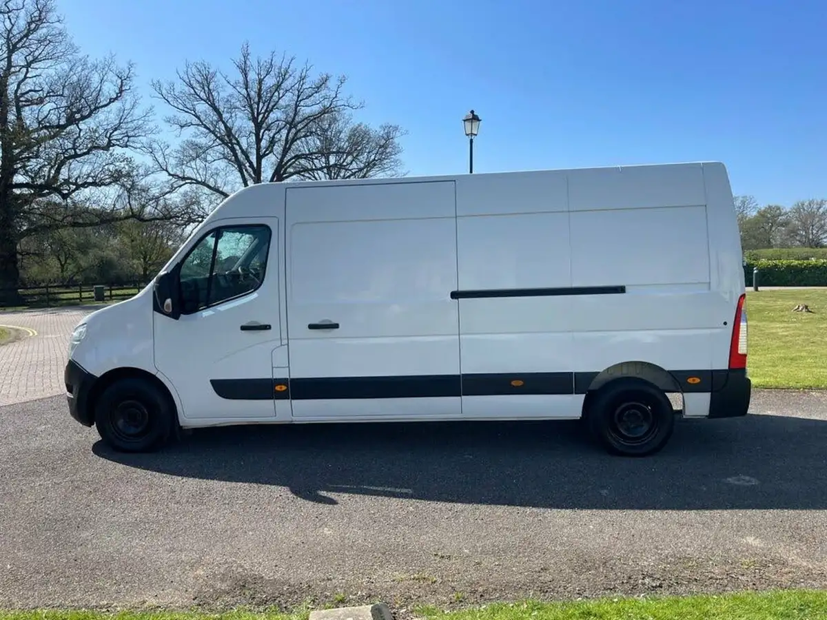 2022-nissan-interstar-23dci-f35-l3h2-tekna-135pseu6d-panel-van-big-6