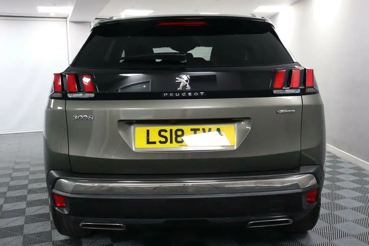 2018-peugeot-3008-suv-12-puretech-gt-line-premium-big-17
