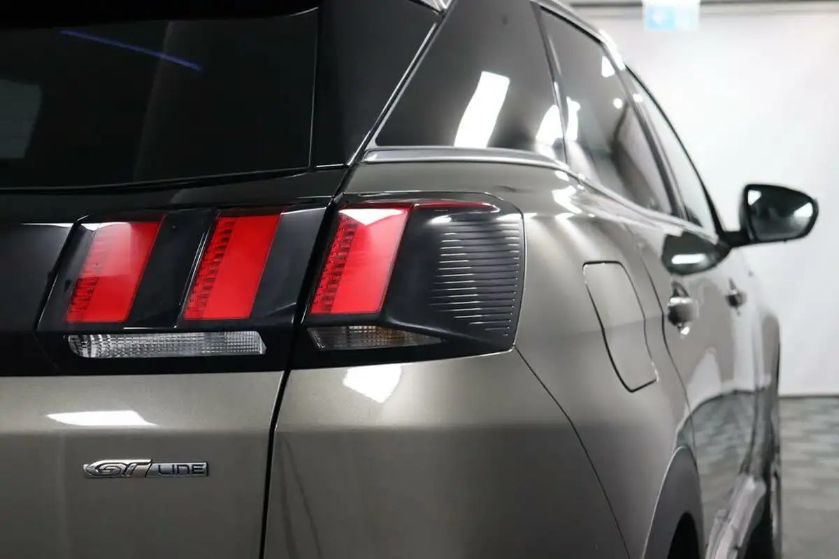 2018-peugeot-3008-suv-12-puretech-gt-line-premium-big-41