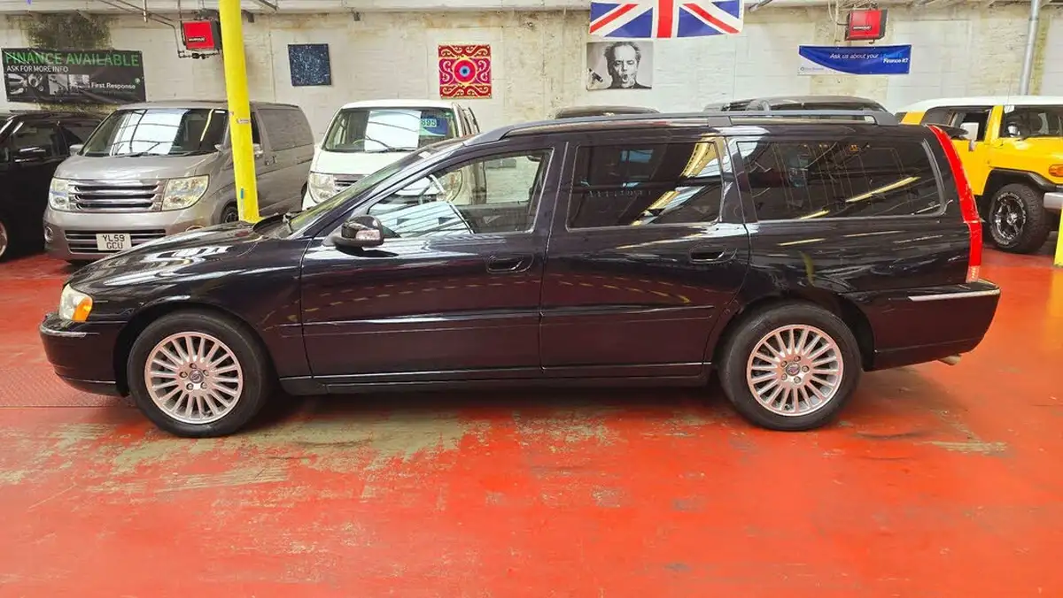 2007-volvo-v70-big-24