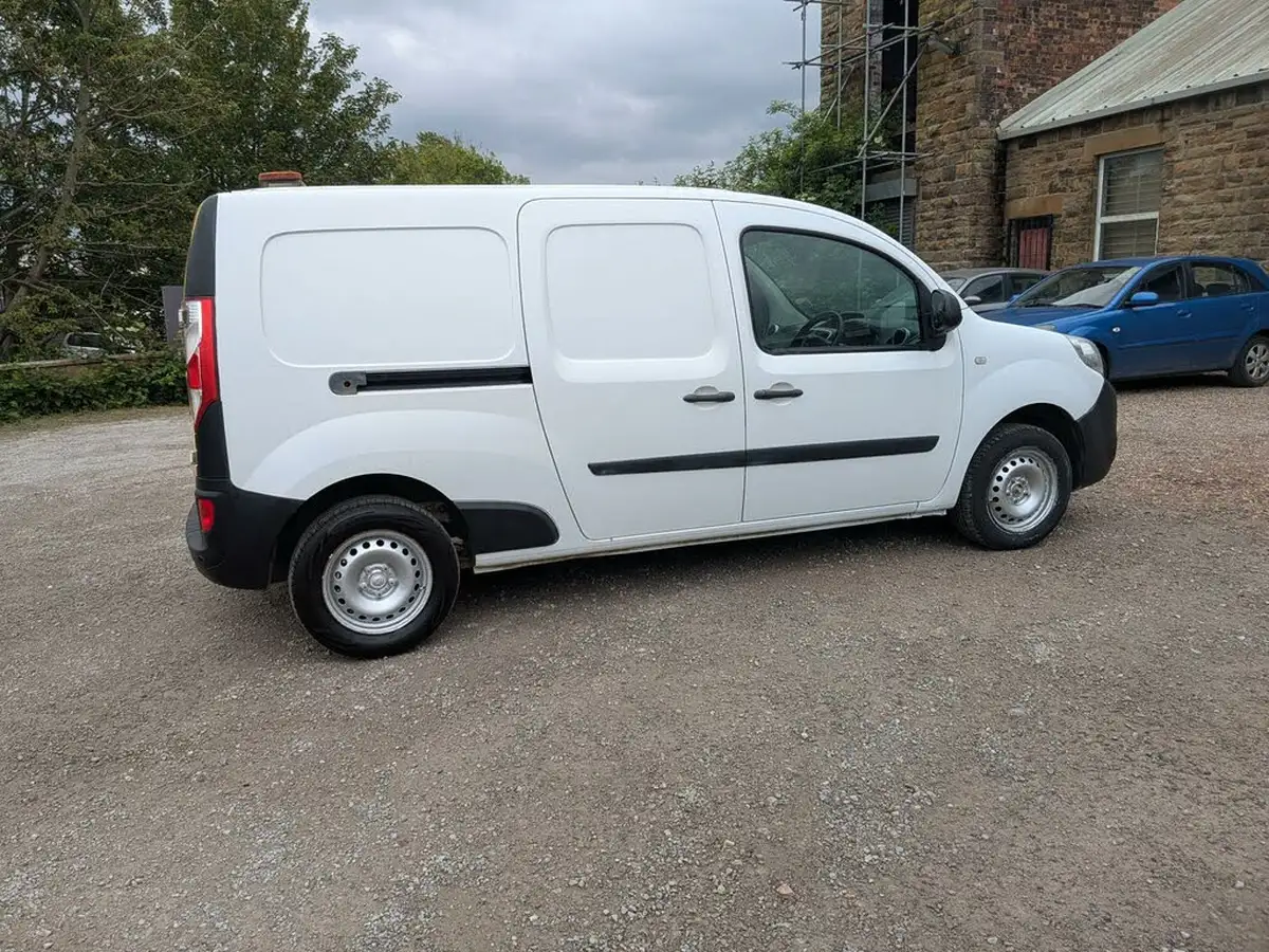 2017-renault-kangoo-maxi-15td-ll21-energy-dci-110-maxi-business-eu6-panel-1461cc-big-42