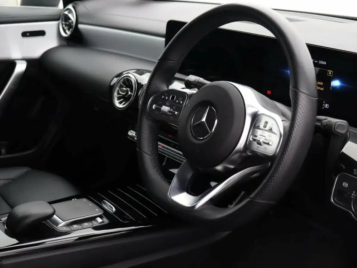 2022-mercedes-benz-cla-13-cla-200-amg-line-premium-coupe-4d-big-18