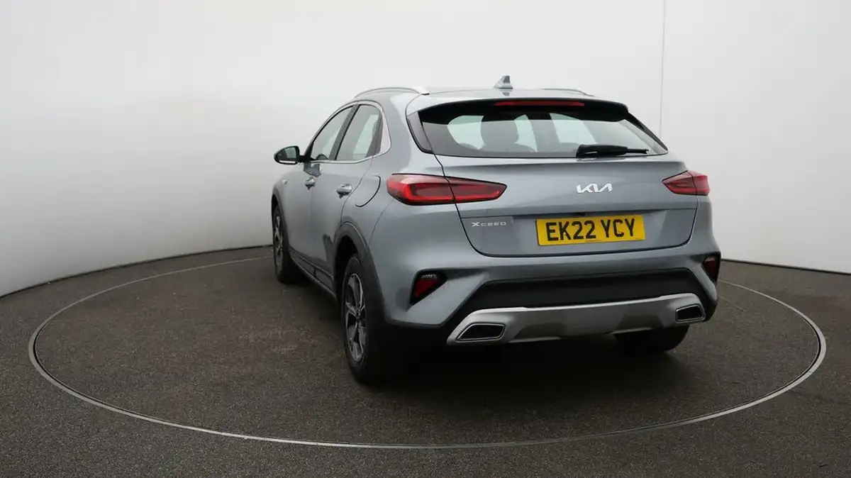 2022-kia-xceed-10-t-gdi-2-big-60