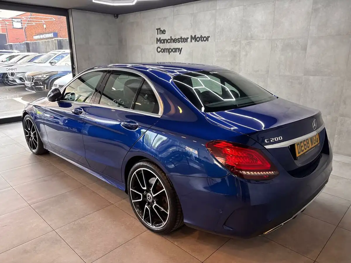 2018-mercedes-benz-c-class-15-c200-amg-line-ss-saloon-4d-big-8