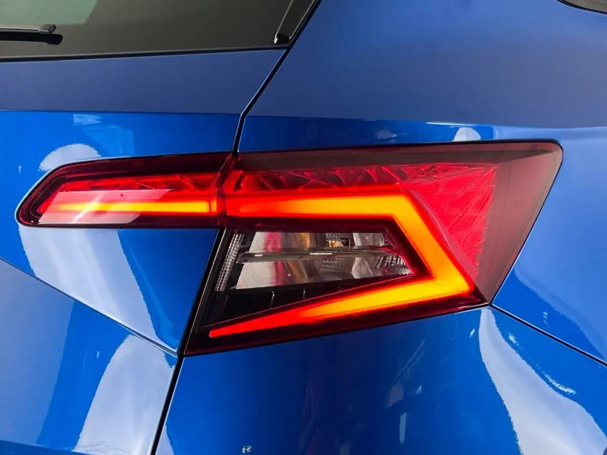 2021-skoda-karoq-15-tsi-sportline-dsg-big-9