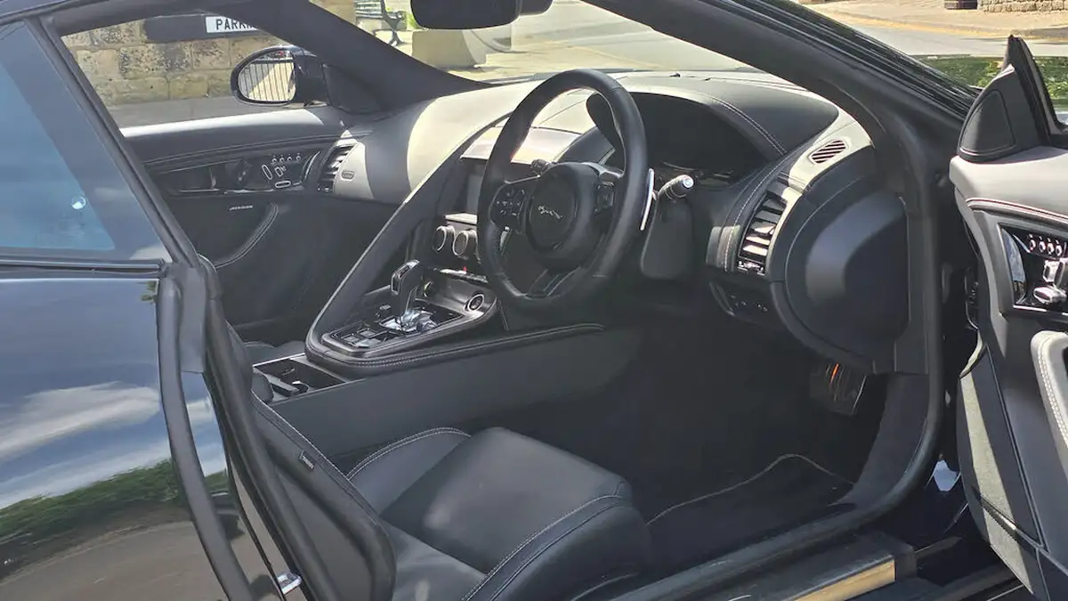 2023-jaguar-f-type-50-v8-p450-75-awd-coupe-big-23