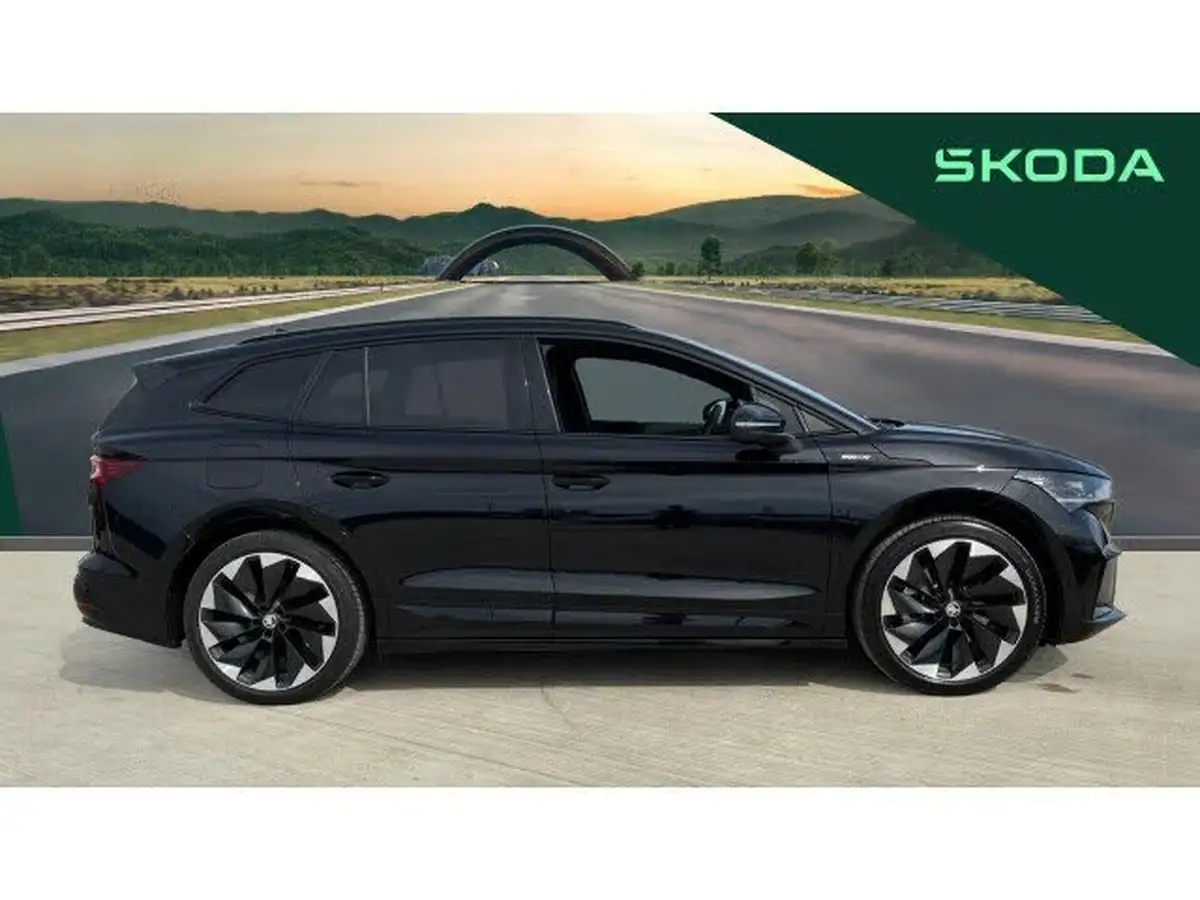 2025-skoda-enyaq-e-85x-sportline-plus-station-wagon-big-3