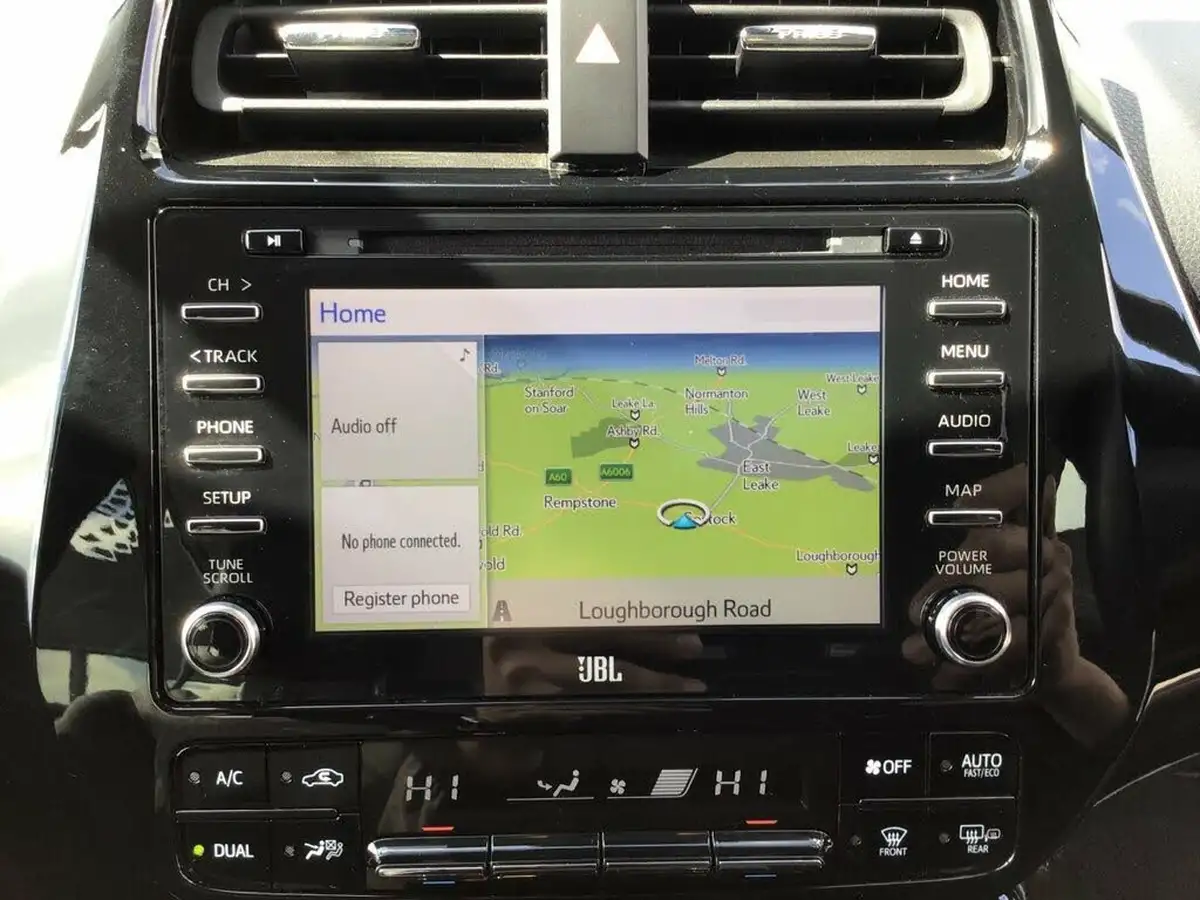 2021-toyota-prius-18-vvt-i-business-edition-plus-cvt-big-37