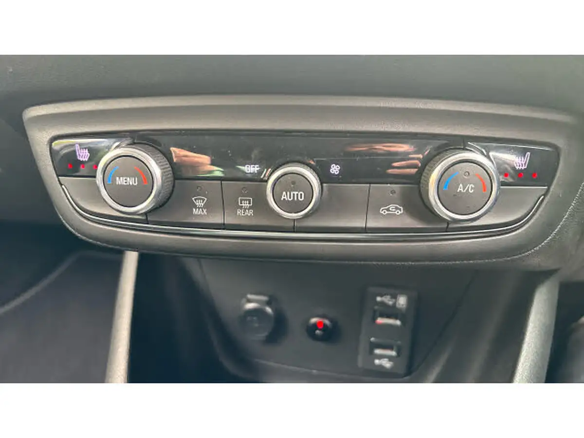 2022-vauxhall-crossland-12-ultimate-130ps-big-28