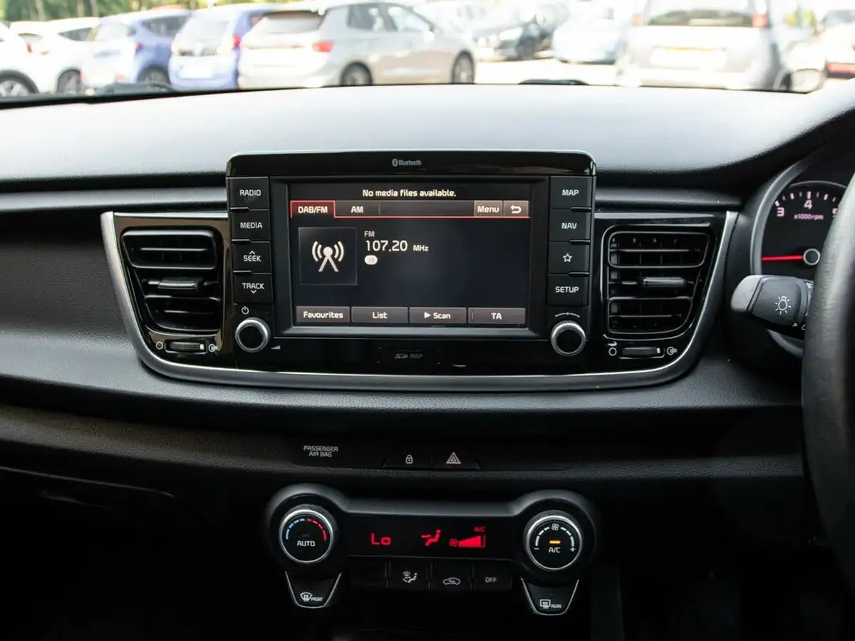 2018-kia-rio-10-t-gdi-3-98bhp-big-24
