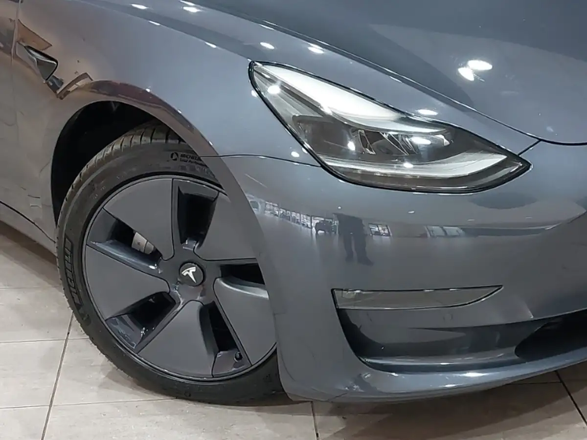 2022-tesla-model-3-e-long-range-big-8