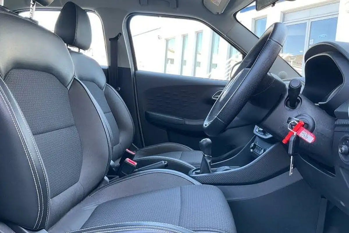 2022-mg-mg3-15-vti-tech-exclusive-nav-big-16