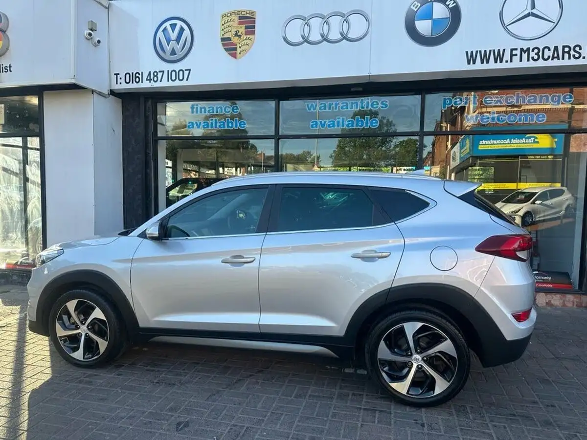 2016-hyundai-tucson-20crdi-premium-136ps-auto-big-23