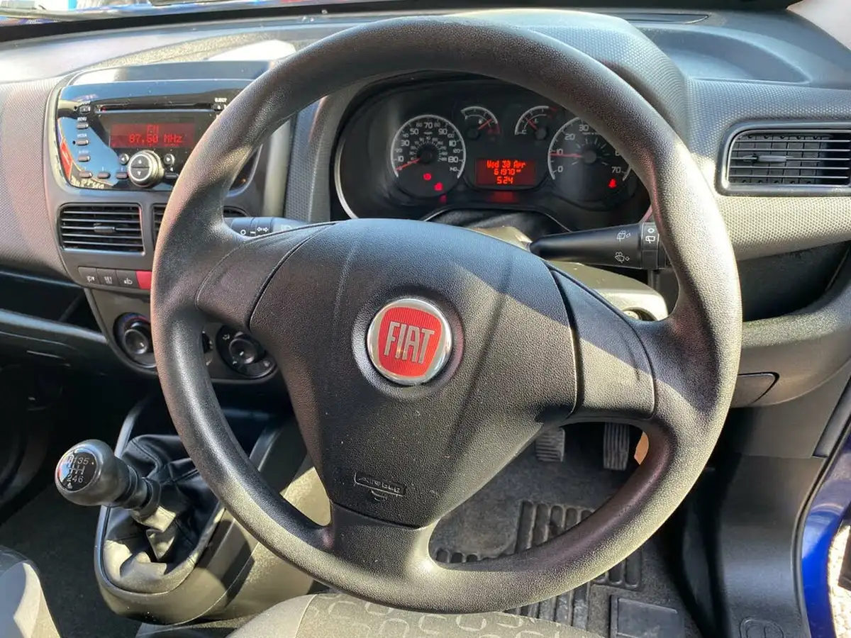 2014-fiat-doblo-16td-mylife-16multijet-105bhp-big-32