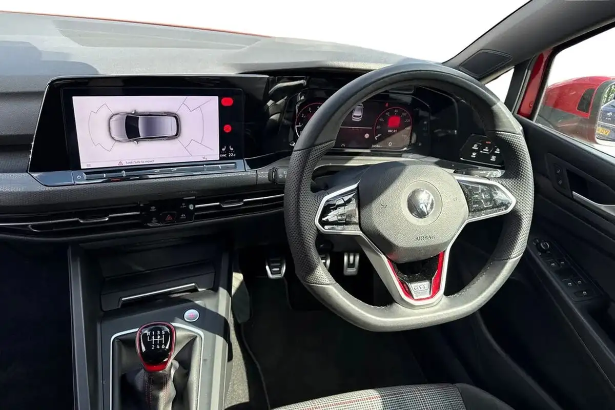 2021-volkswagen-golf-20-tsi-gti-big-17