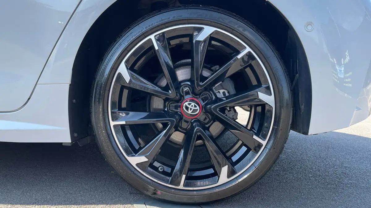 2020-toyota-corolla-20-vvt-i-gr-sport-spare-wheel-hatchback-big-17