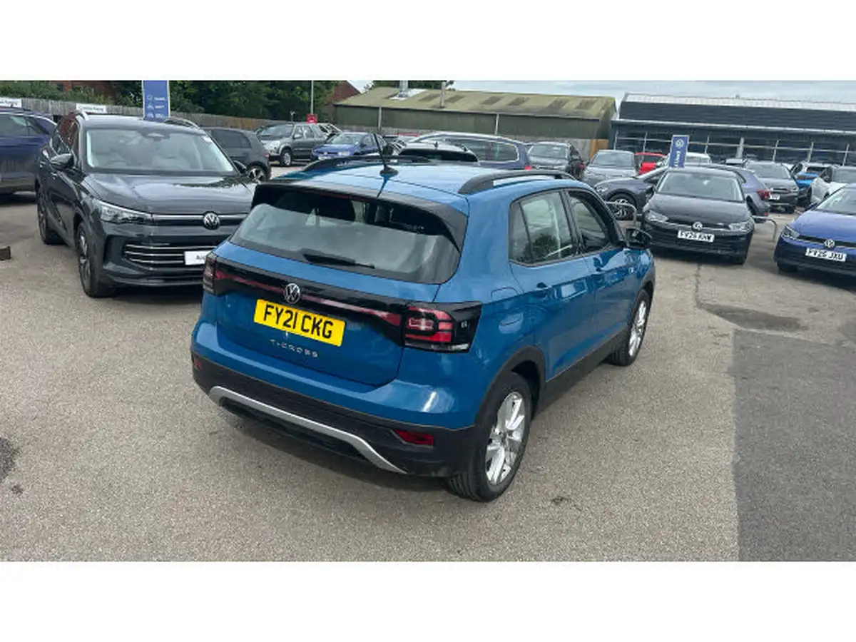2021-volkswagen-t-cross-10-tsi-se-110ps-big-28
