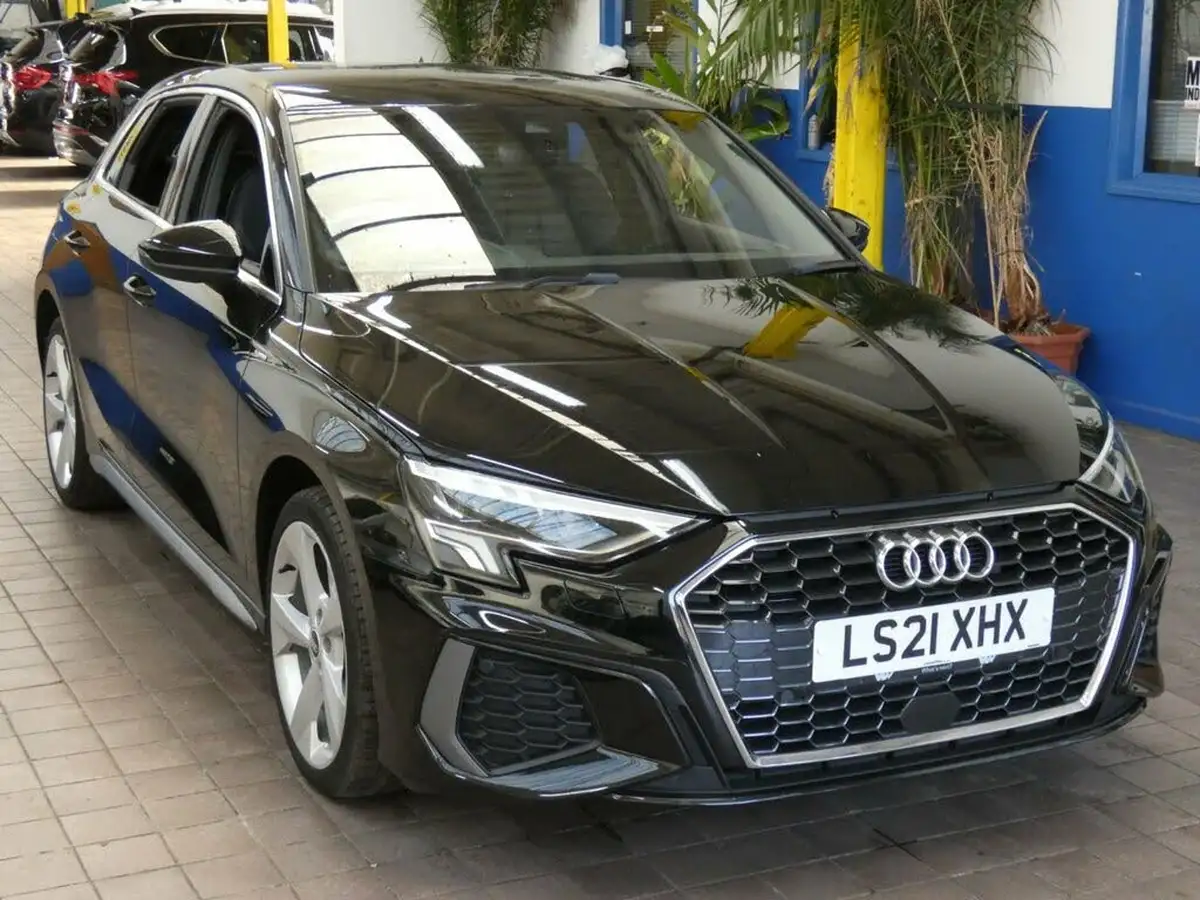 2021-audi-a3-14-40-tfsi-e-s-line-big-0