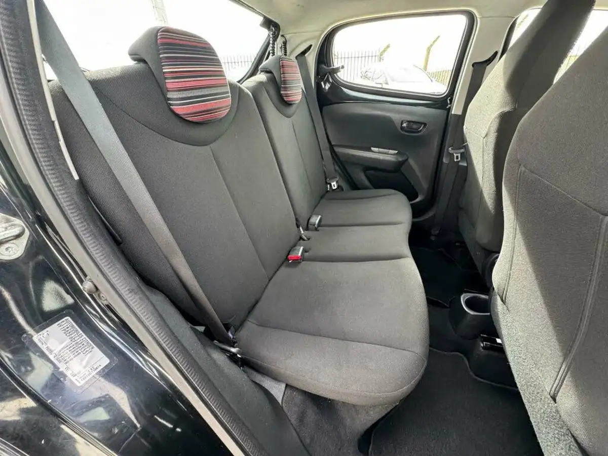 2016-citroen-c1-10-vti-airscape-feel-5d-big-10