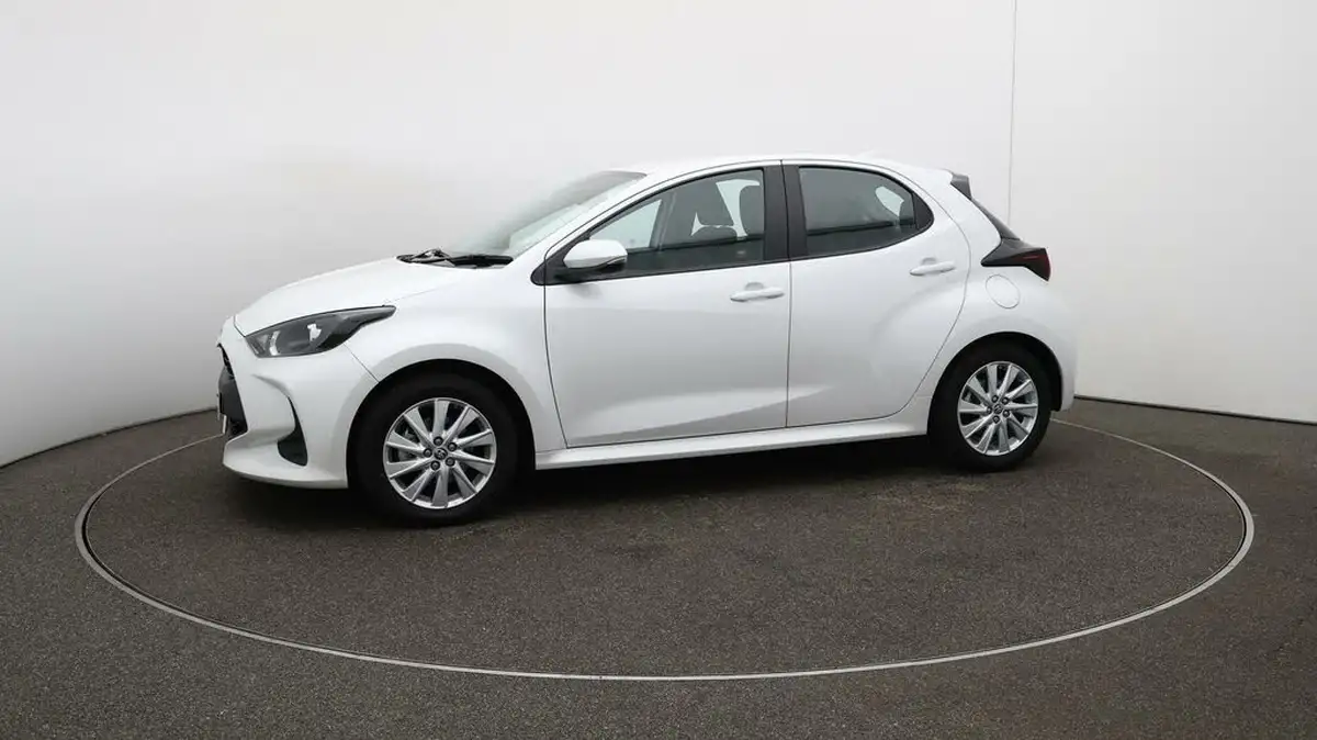 2022-toyota-yaris-15-vvt-i-icon-big-66