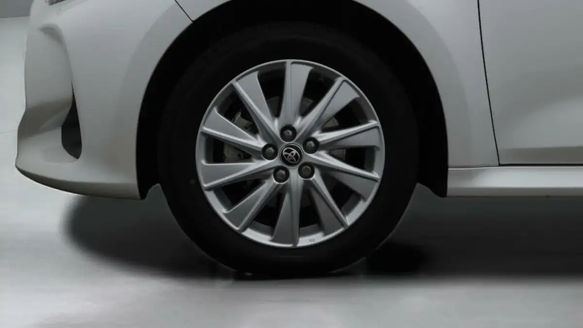 2022-toyota-yaris-15-vvt-i-icon-big-18