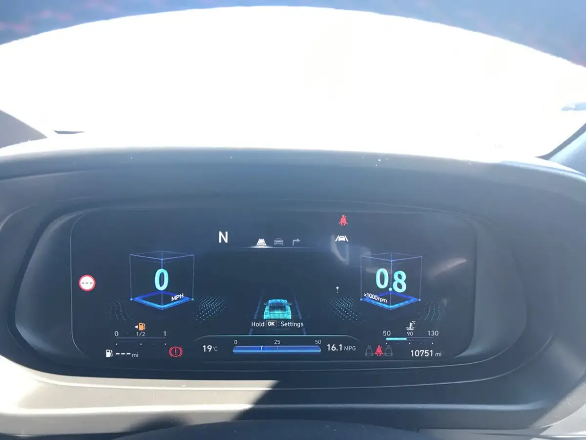 2024-hyundai-i20-10-t-gdi-n-line-eclutch-imt-big-12