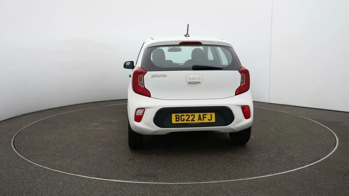 2022-kia-picanto-10-1-big-57