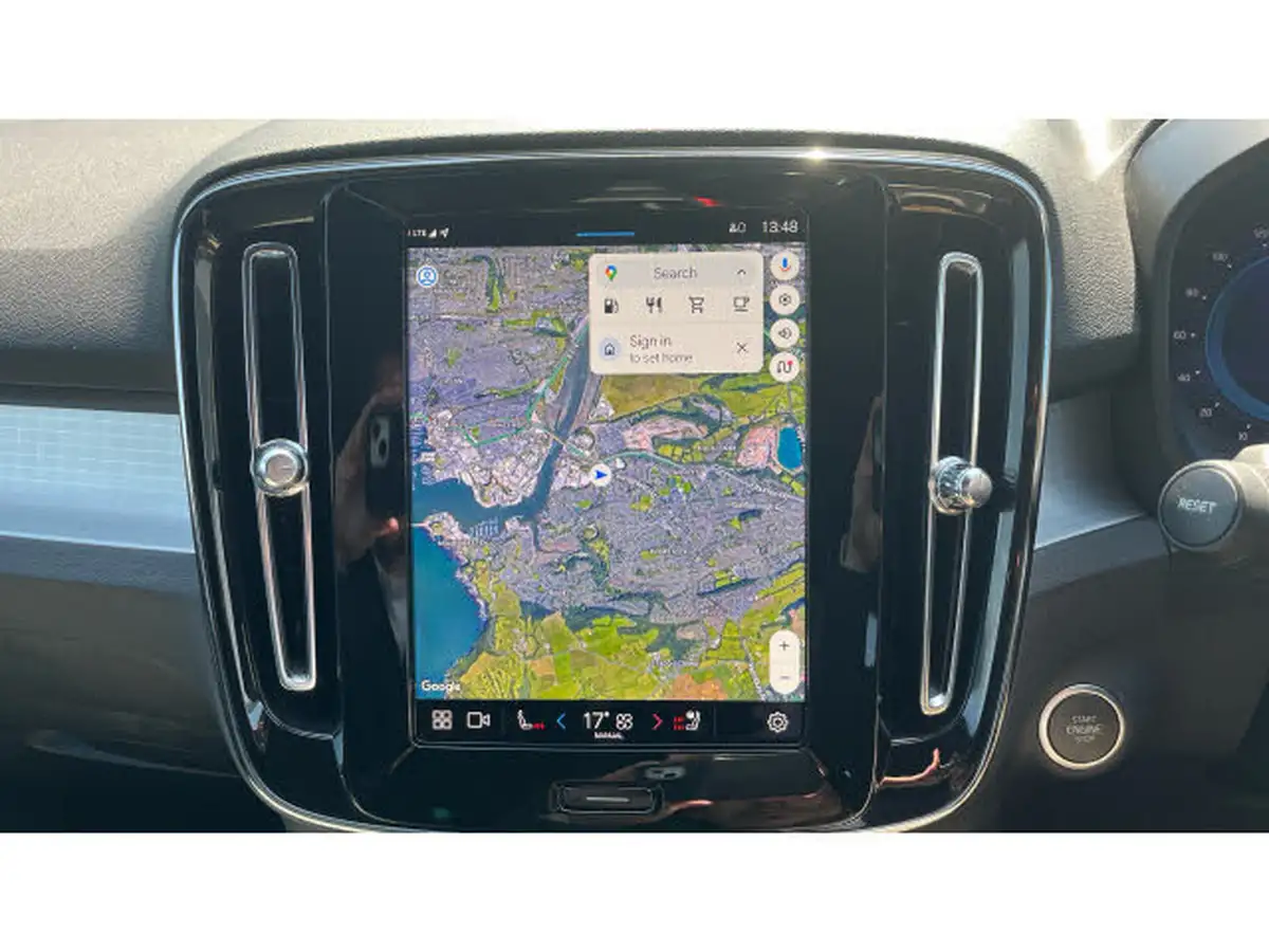 2024-volvo-xc40-20-b4-plus-big-29