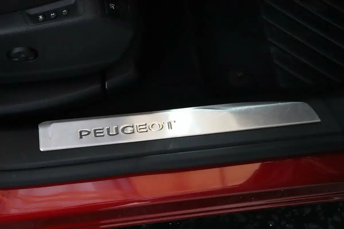 2022-peugeot-3008-suv-15-bluehdi-gt-premium-big-17