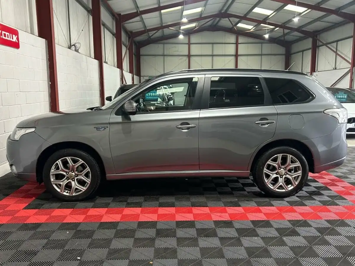 2015-mitsubishi-outlander-20-gx3h-5st-big-8