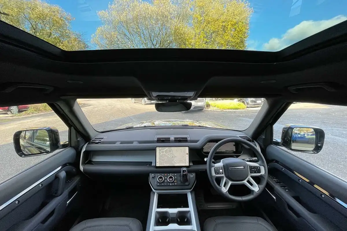2024-land-rover-110-defender-30-d350-x-dynamic-se-big-2