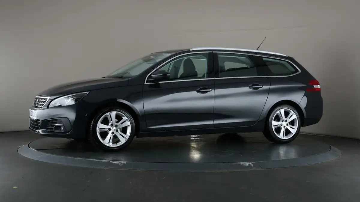 2020-peugeot-308-sw-12-puretech-allure-130bhp-big-39