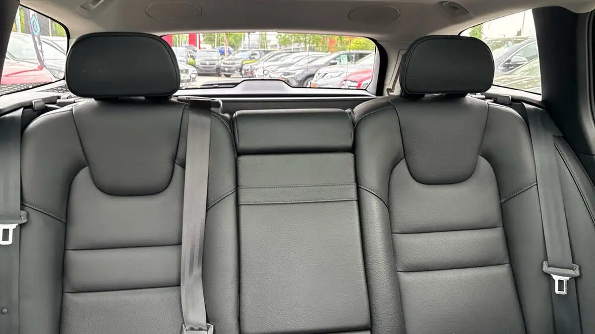2018-volvo-v60-20td-d4-inscription-geartronic-big-24