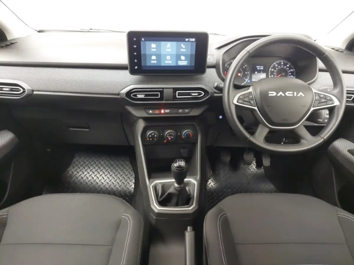 2023-dacia-sandero-10-tce-expression-90bhp-big-2