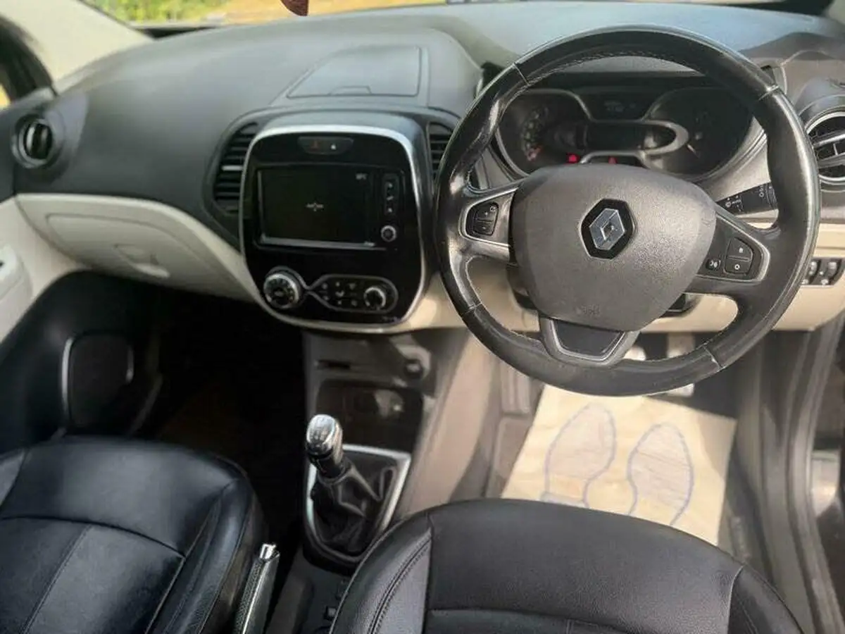 2018-renault-captur-09-tce-gt-line-big-38
