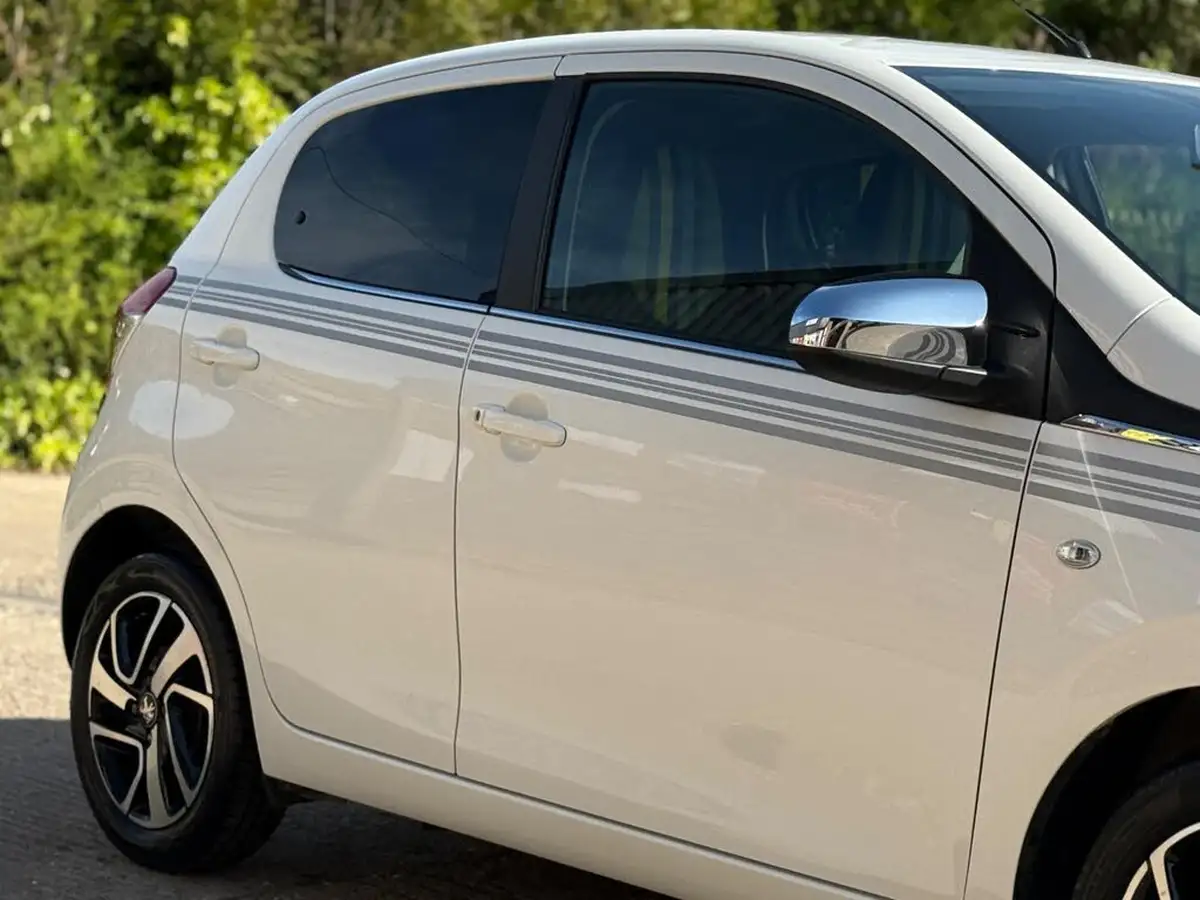 2019-peugeot-108-10-collection-hatchback-big-19