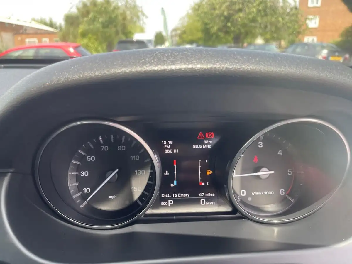 2016-land-rover-discovery-sport-20td4-se-tech-180ps-awd-ss-auto-big-33