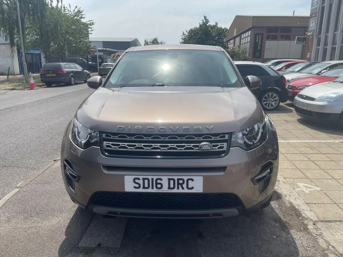 2016-land-rover-discovery-sport-20td4-se-tech-180ps-awd-ss-auto-big-9