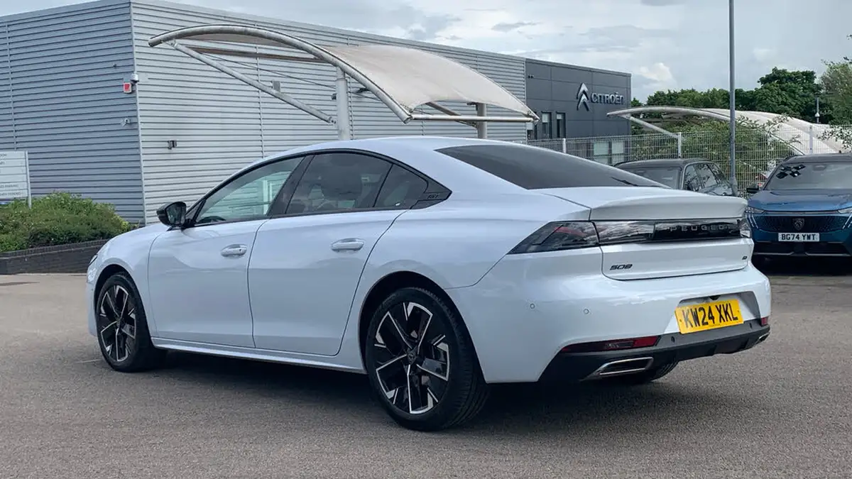 2024-peugeot-508-12-puretech-gt-130ps-big-4