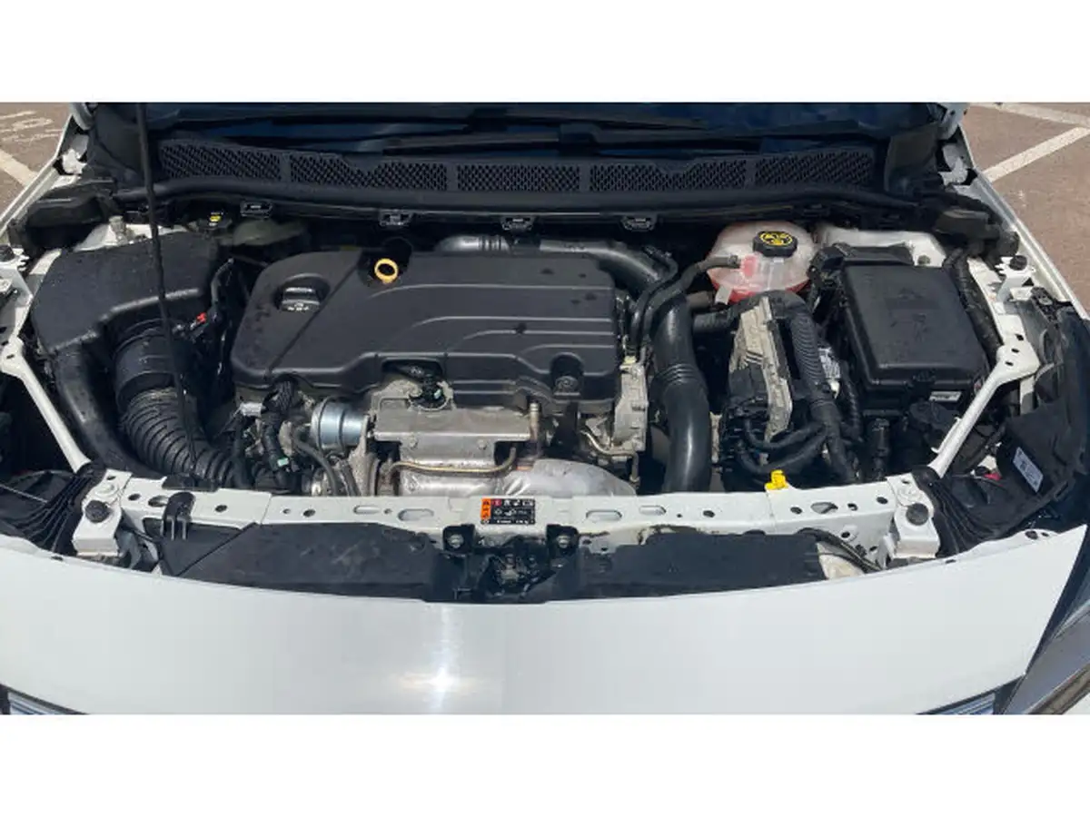 2017-vauxhall-astra-14i-16v-turbo-sri-nav-150ps-hatchback-big-7