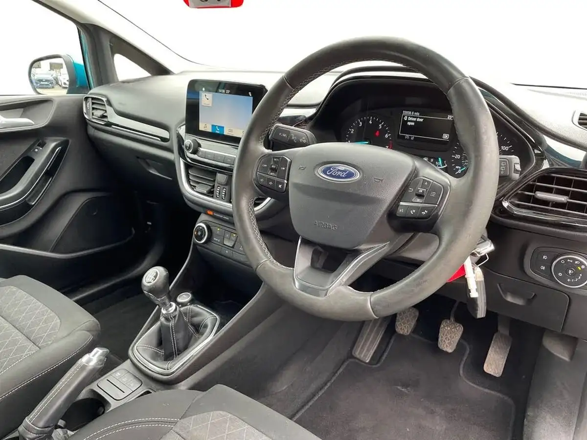 2018-ford-fiesta-10t-active-1-100ps-big-4