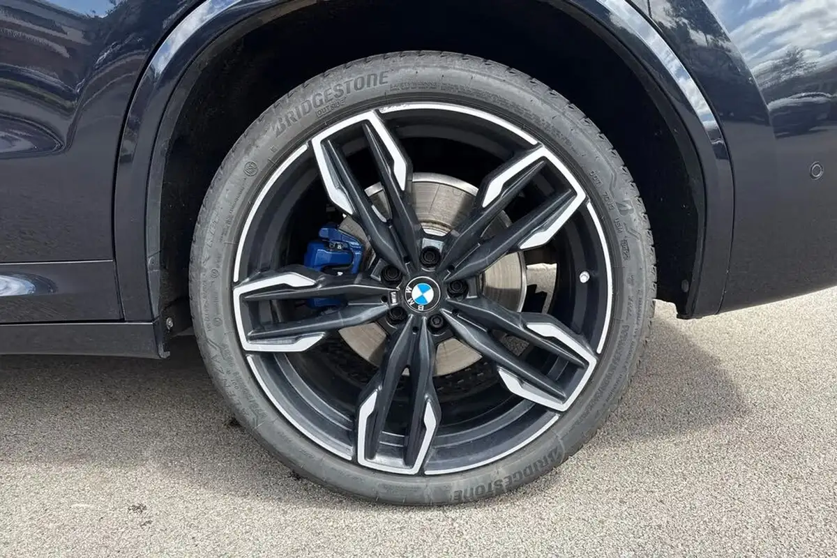 2022-bmw-x3-30-m40i-big-12